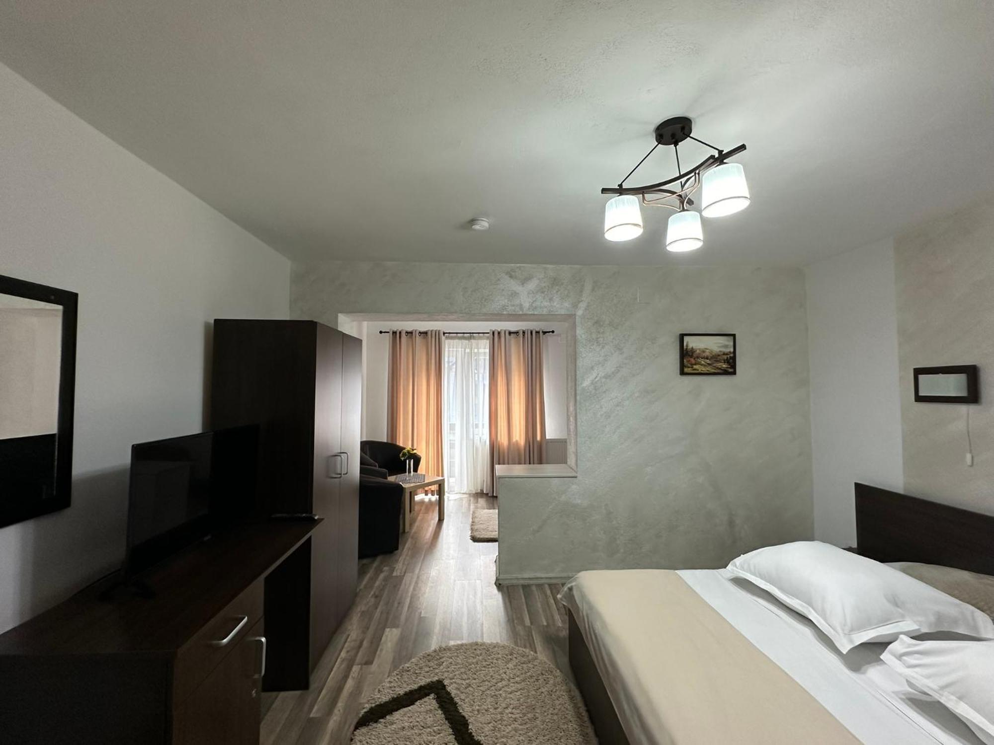 Casuta De Langa Izvor Hotel Felsőmoécs Kültér fotó